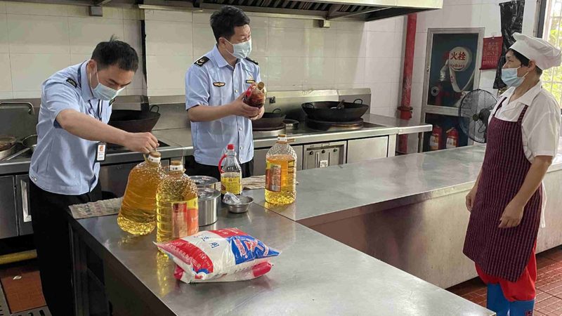 家用微辣火锅底料，如何挑选合适批发价格？**