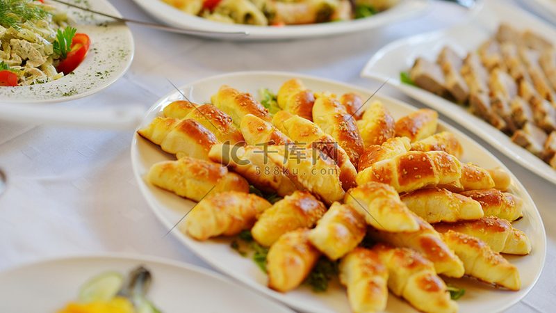 小型火锅店供应链：如何打造定制化解决方案**